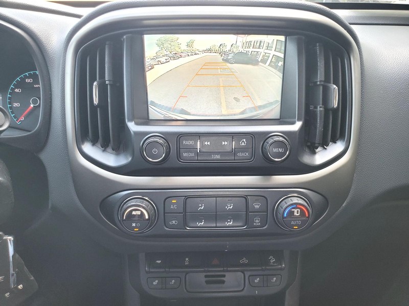 Chevrolet Colorado Vehicle Image 12