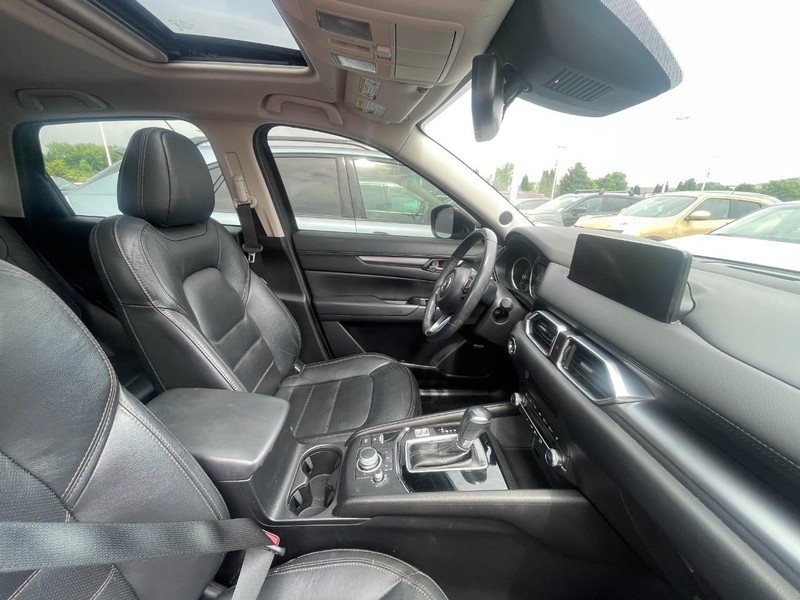 Mazda CX-5 Vehicle Image 04