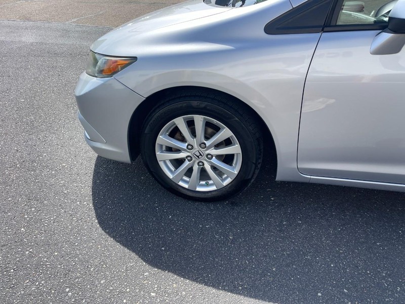 Honda Civic Sedan Vehicle Image 06