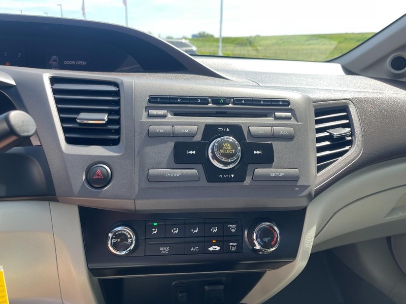 Honda Civic Sedan Vehicle Image 25