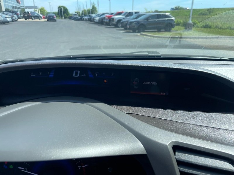 Honda Civic Sedan Vehicle Image 26
