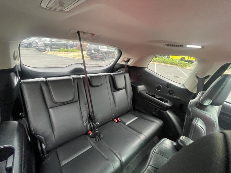 Subaru Ascent Vehicle Image 15