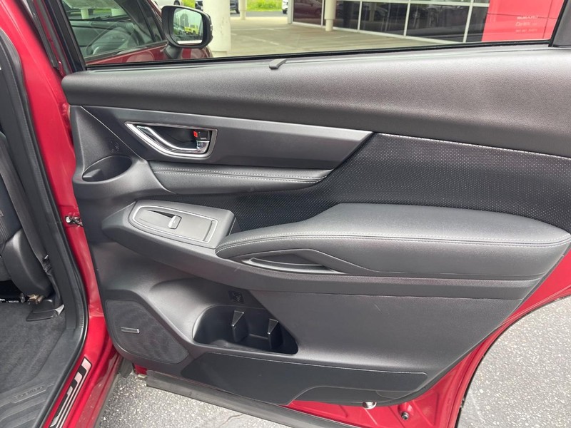 Subaru Ascent Vehicle Image 19