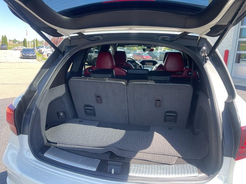 Acura MDX Vehicle Image 18