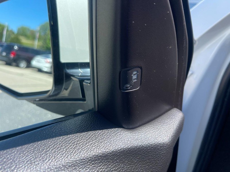 Acura MDX Vehicle Image 26