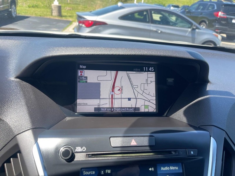 Acura MDX Vehicle Image 38