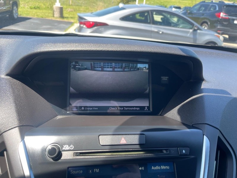 Acura MDX Vehicle Image 39
