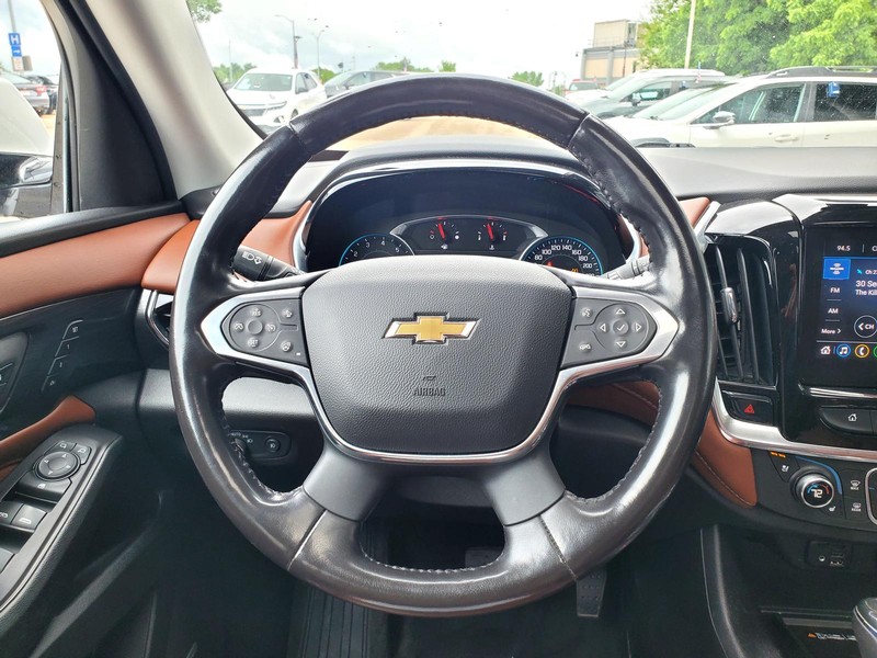 Chevrolet Traverse Vehicle Image 09
