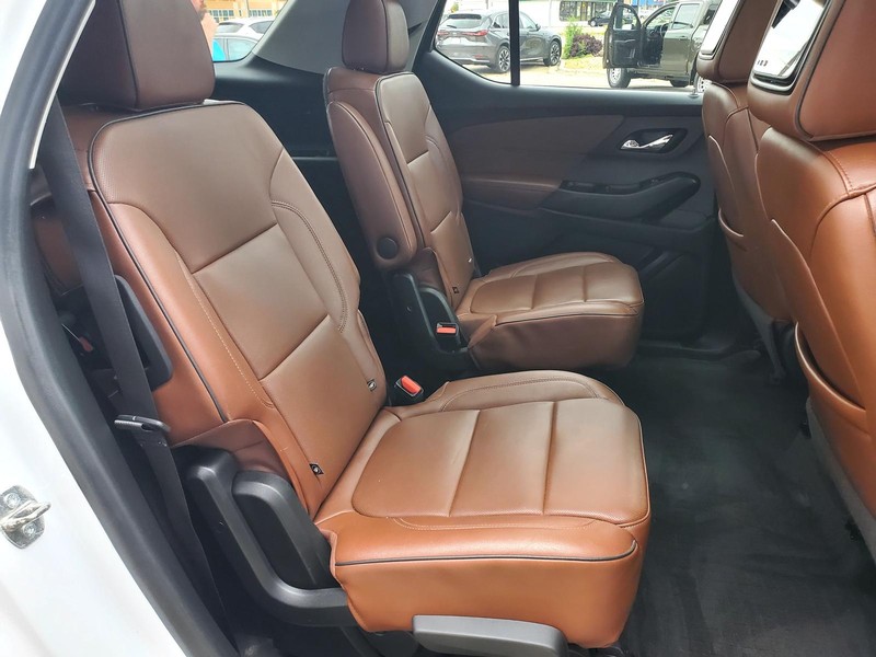 Chevrolet Traverse Vehicle Image 15