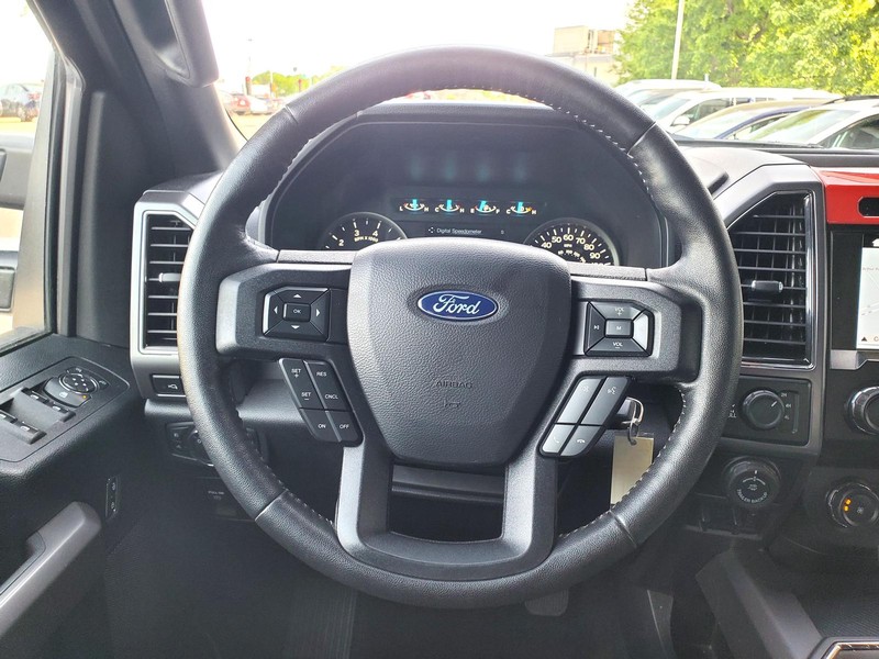 Ford F-150 Vehicle Image 09