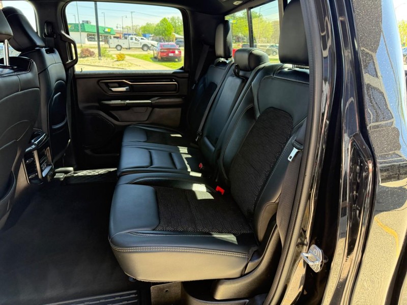 Ram 1500 Vehicle Image 11