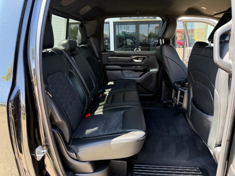 Ram 1500 Vehicle Image 14