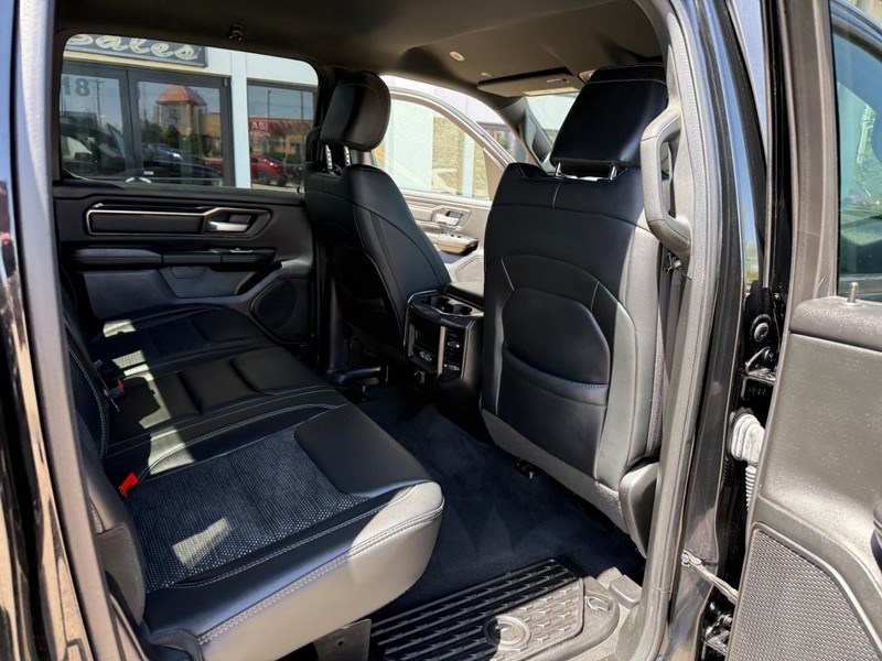 Ram 1500 Vehicle Image 15