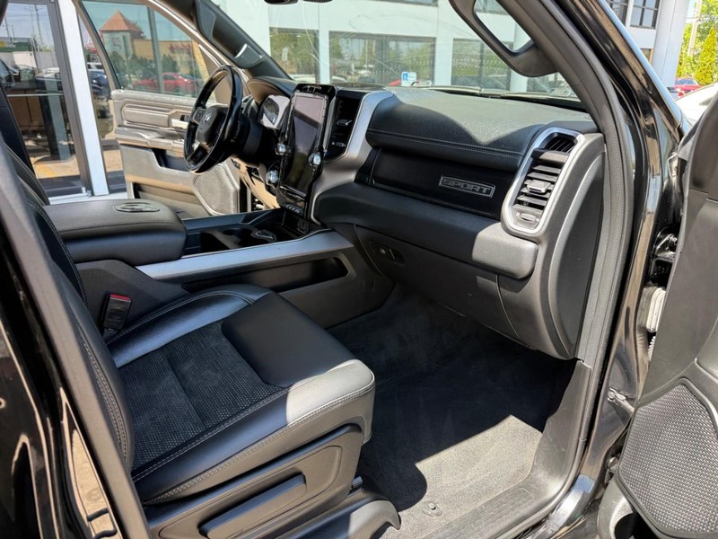 Ram 1500 Vehicle Image 17
