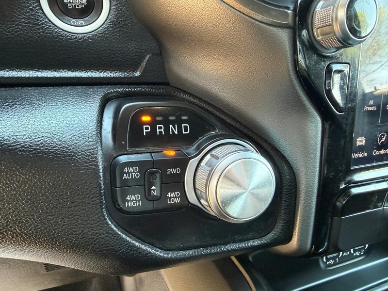 Ram 1500 Vehicle Image 25