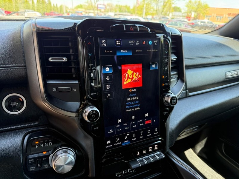 Ram 1500 Vehicle Image 26
