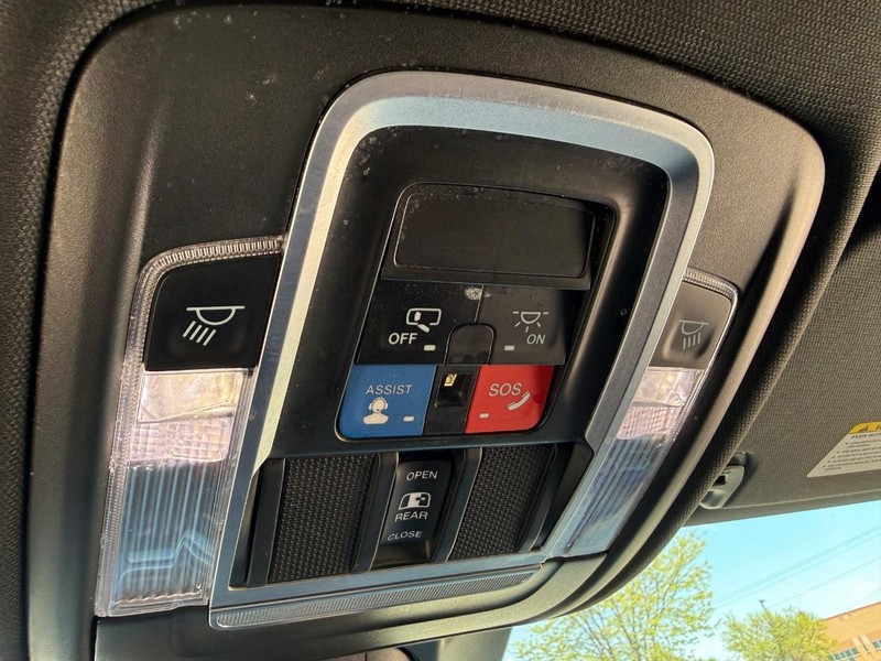 Ram 1500 Vehicle Image 29