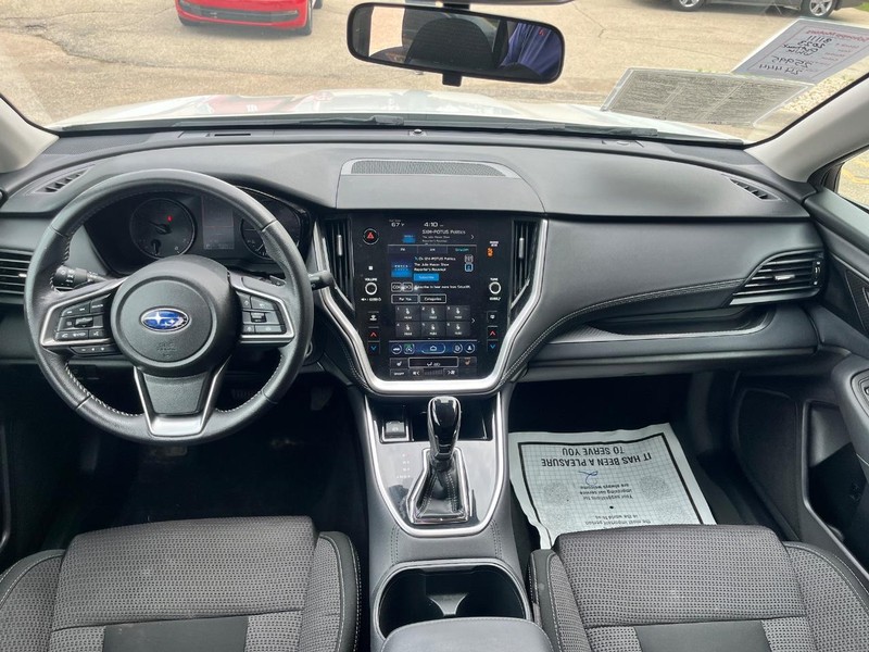 Subaru Outback Vehicle Image 08