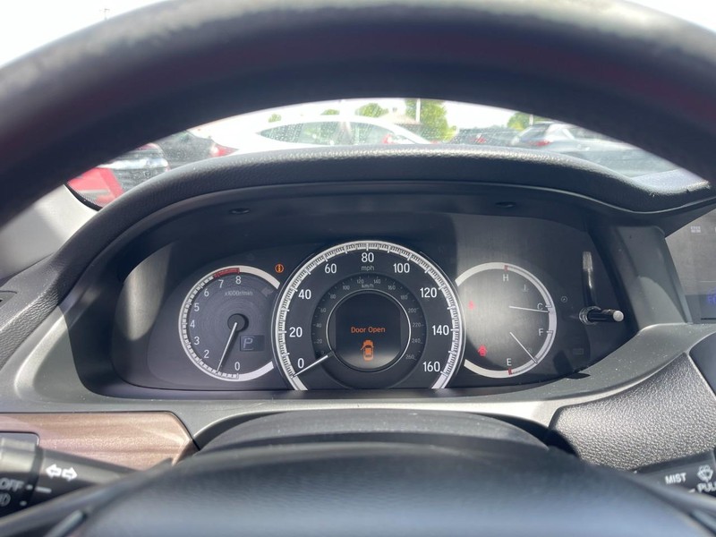 Honda Accord Sedan Vehicle Image 22