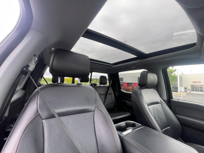 Ford Super Duty F-250 SRW Vehicle Image 06