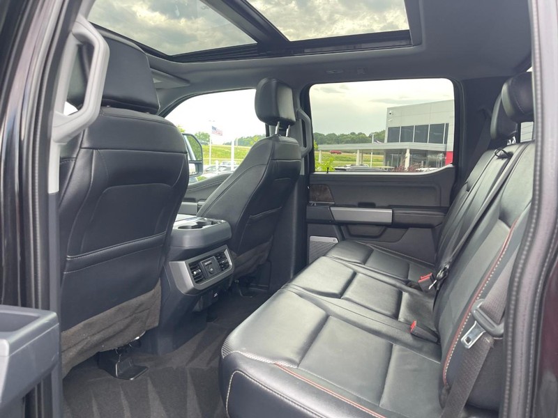 Ford Super Duty F-250 SRW Vehicle Image 15