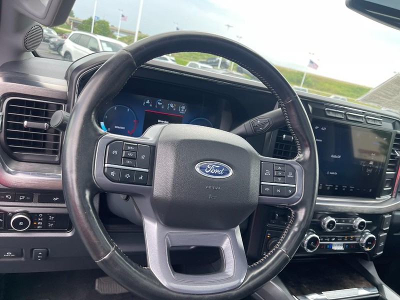 Ford Super Duty F-250 SRW Vehicle Image 20