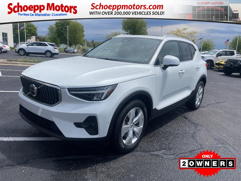 2023 Volvo XC40 B5 Plus Bright AWD's photo