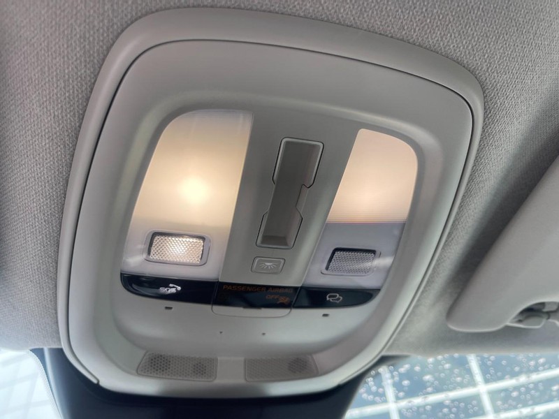 Volvo XC40 Vehicle Image 37