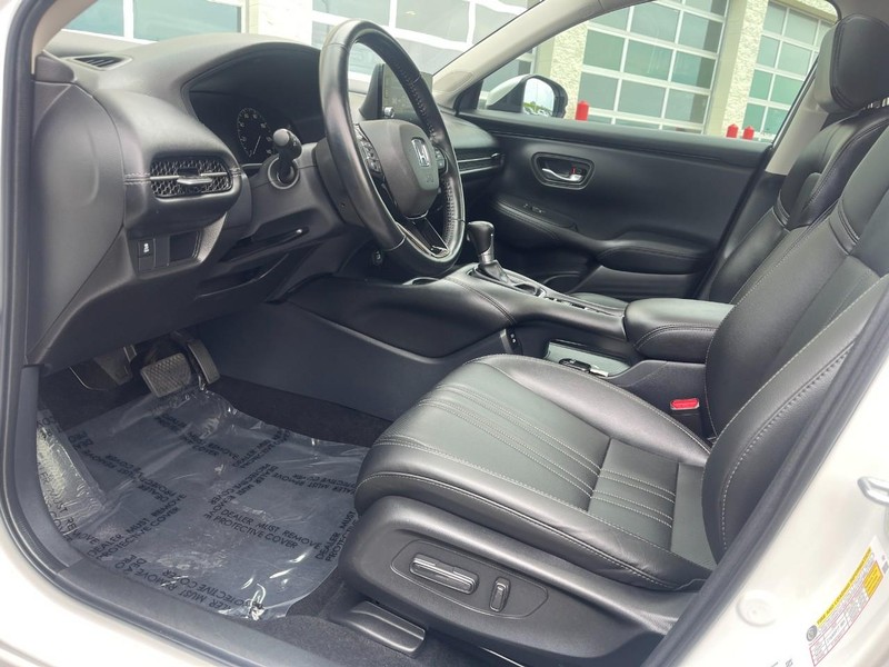 Honda HR-V Vehicle Image 17
