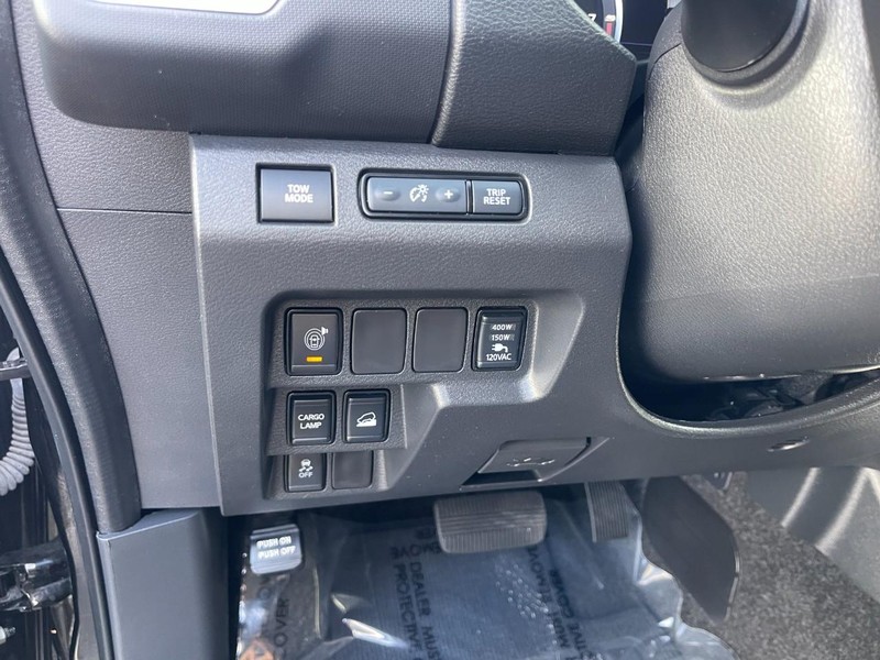 Nissan Frontier Vehicle Image 23