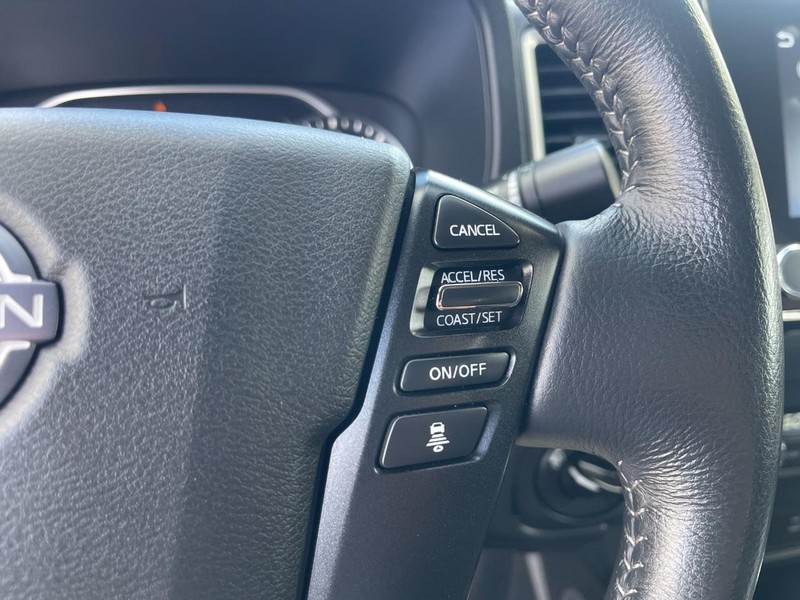 Nissan Frontier Vehicle Image 26