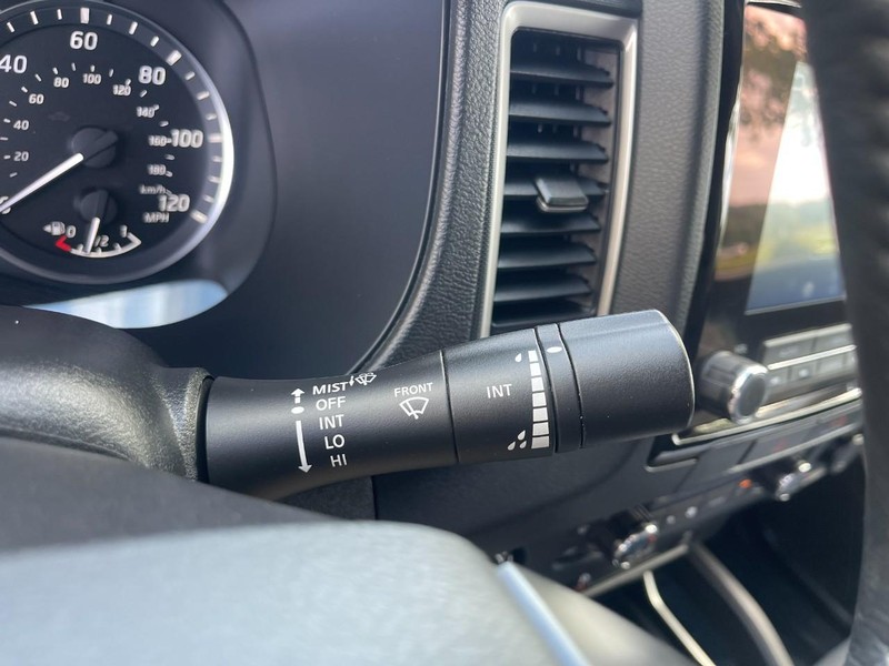 Nissan Frontier Vehicle Image 29