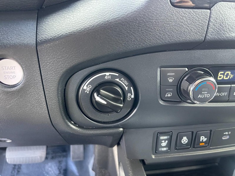 Nissan Frontier Vehicle Image 31