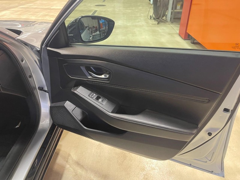 Honda Accord Hybrid Vehicle Image 12