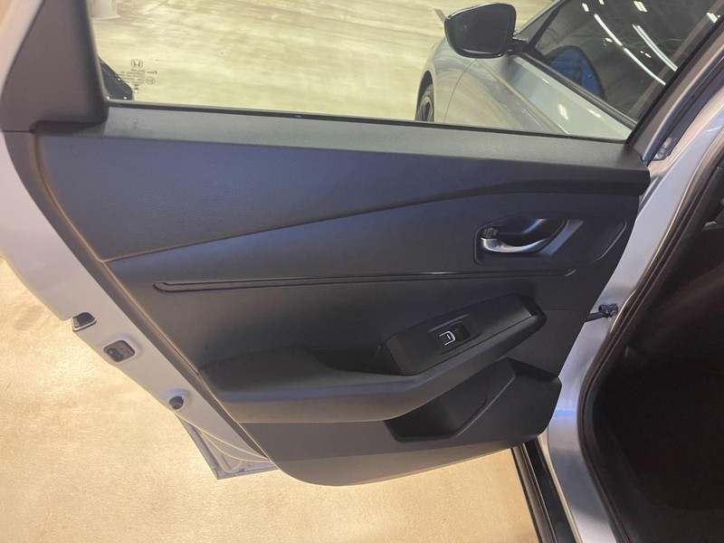 Honda Accord Hybrid Vehicle Image 17