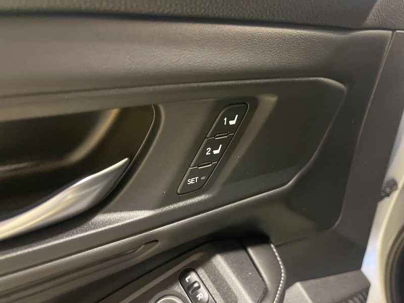 Honda Accord Hybrid Vehicle Image 20