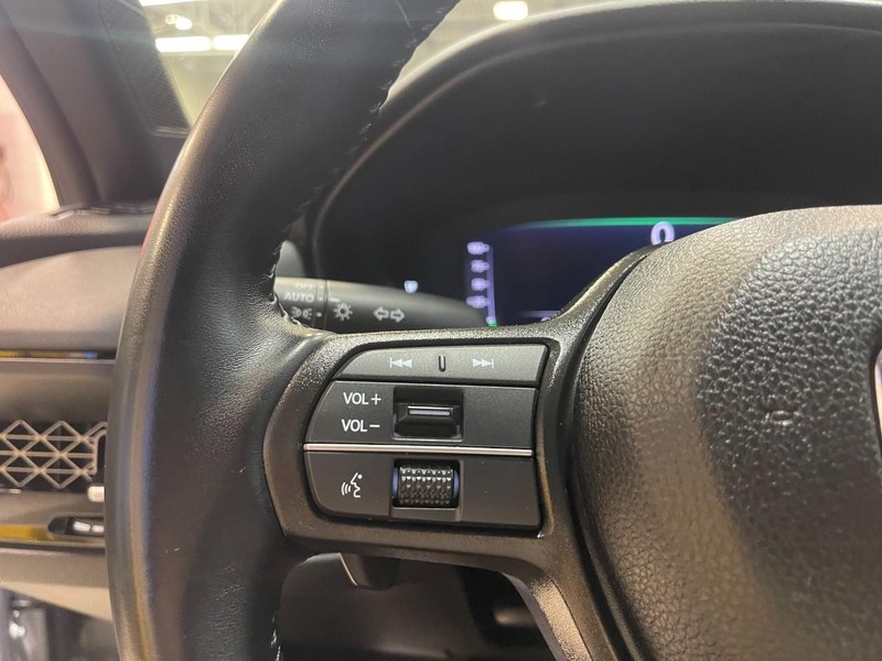 Honda Accord Hybrid Vehicle Image 22