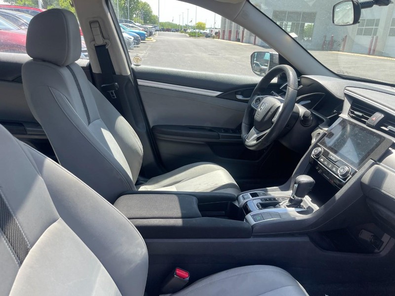 Honda Civic Sedan Vehicle Image 04