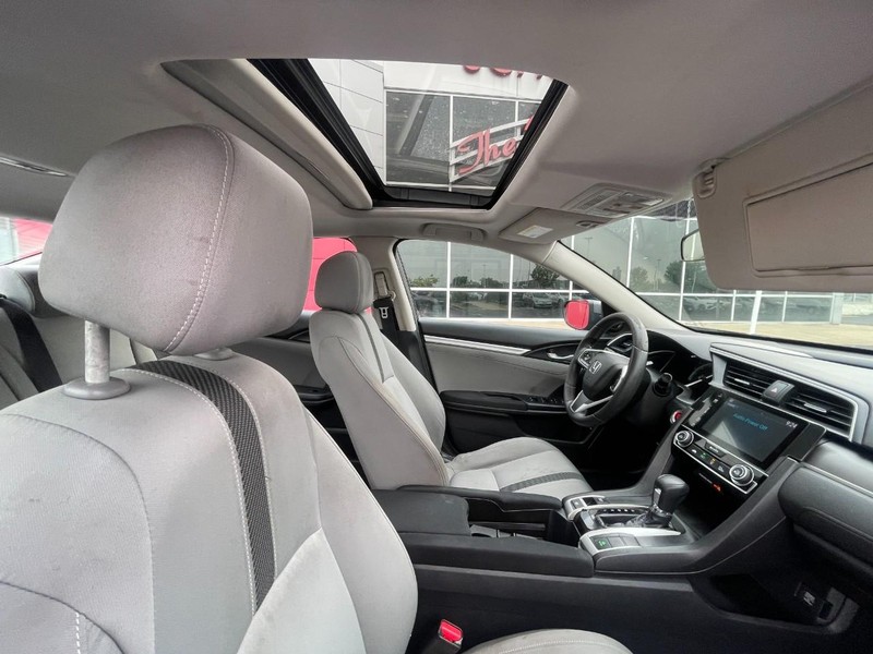 Honda Civic Sedan Vehicle Image 07
