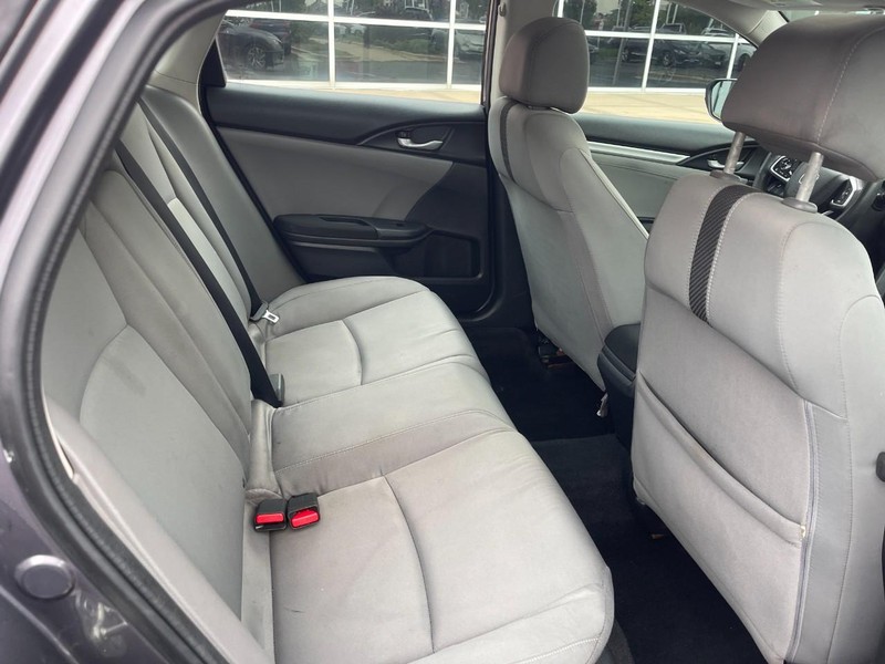 Honda Civic Sedan Vehicle Image 09