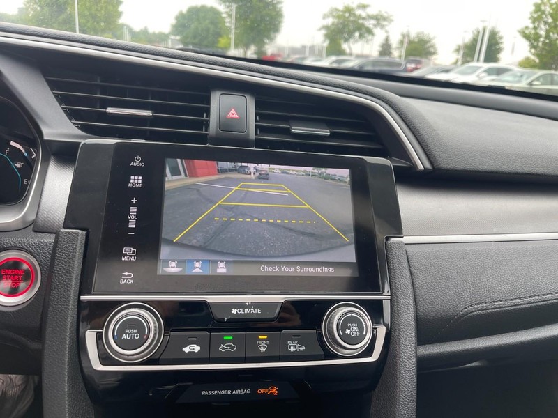 Honda Civic Sedan Vehicle Image 18