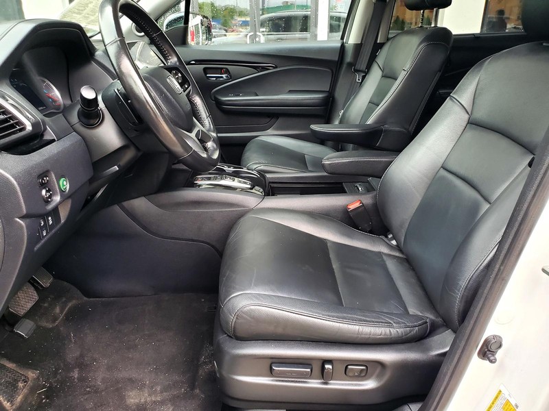 Honda Pilot Vehicle Image 15