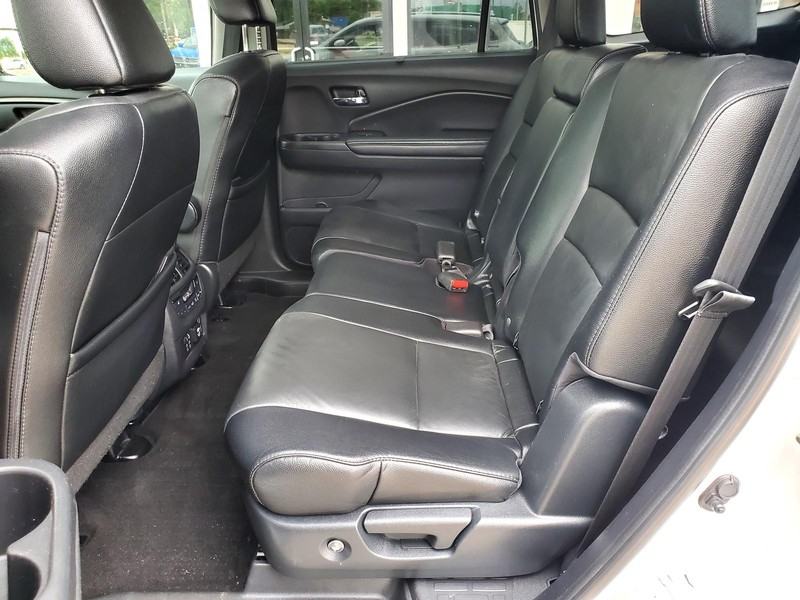 Honda Pilot Vehicle Image 16