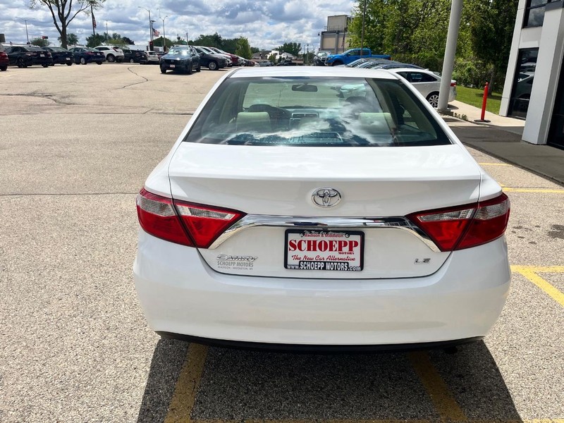 Toyota Camry Vehicle Image 06