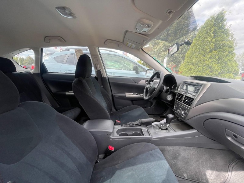 Subaru Impreza Wagon (Natl) Vehicle Image 03