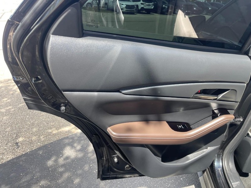 Mazda CX-30 Vehicle Image 19