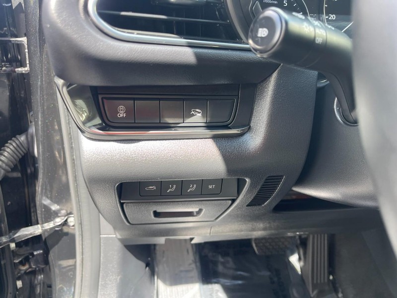 Mazda CX-30 Vehicle Image 24
