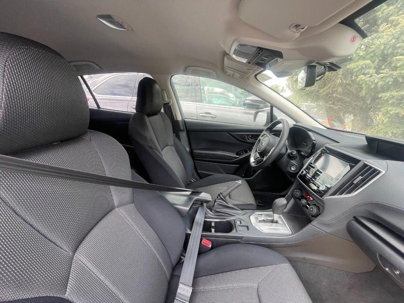 Subaru Crosstrek Vehicle Image 03