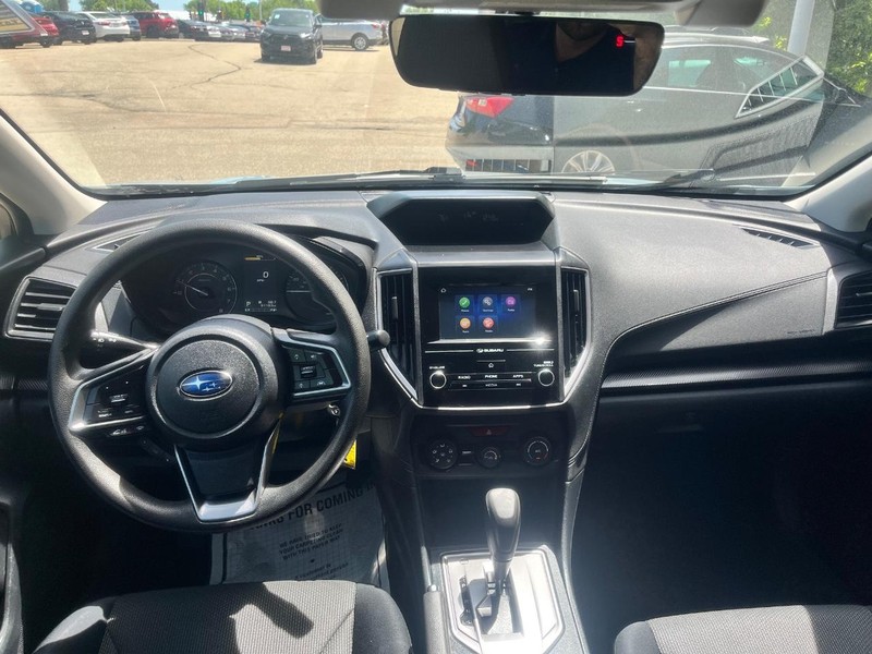 Subaru Crosstrek Vehicle Image 08