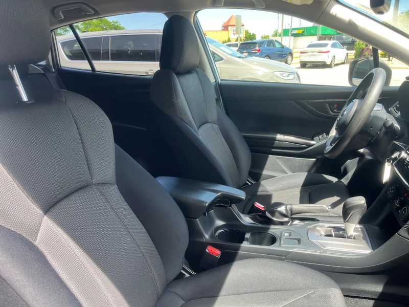 Subaru Crosstrek Vehicle Image 10